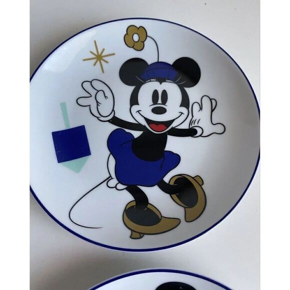 Set Of 4 Disney Mickey & Minnie Mouse Hanukkah Celebration Appetizer Plates NEW - Picture 7 of 12